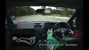 Keiichi Tsuchiya mandando pau em gunsai