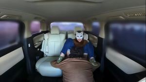 出勤前に職員を魅せられながらバックでカーセックス　最後はアナルに大量射精