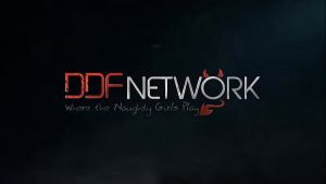 Kinky Secretary – Hot Babe in Red Stockings Masturbates On Desk