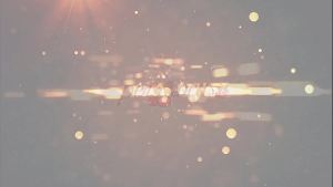 Moto boy persegue Mulher que mostra seios no teto solar do carro