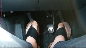 Nylon feet and toe separators in the car