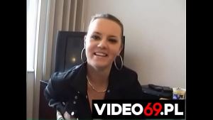 Polskie porno – Na castingu Basieńka wyczynia cudeńka