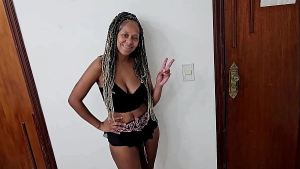 Primeira vez no porno da safada Kivy que deixou Jr Doidera botar no cu a vontade ate gozar