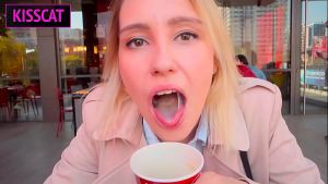 Public Blowjob in Wendis Toilet & Get Coffe with Cum