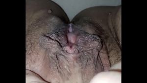 Tutta bagnata questa fica aperta