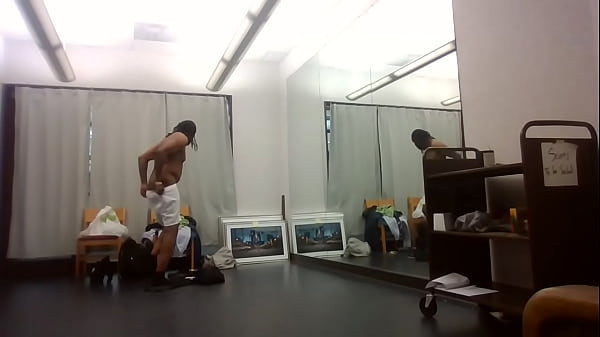 Behind the scenes Art show dress change