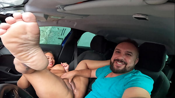 Carioca safada entra na carona senta na piroca tudo nas ruas de São Paulo – Kn Bombom