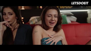 Clea Gaultier &Amp; Sandra Wellness Unleash Their Lesbian Side – A Girl Knows