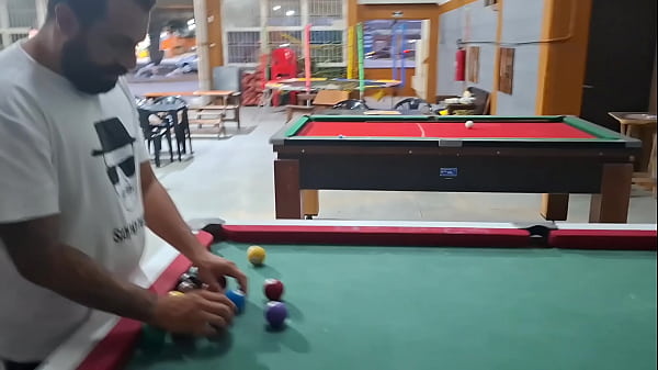 Ela Não Sabia Jogar Sinuca, Mas Sabia Levar Vara na Caçapa