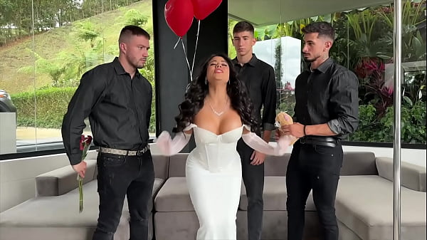 Gangbang épico por San Valentín a Steffy Moreno DP y Anal