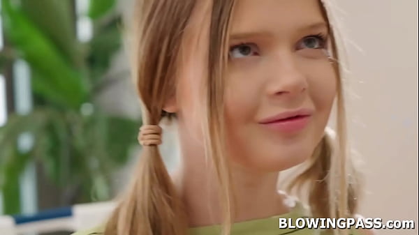 Teen babe tips crew with sloppy blowjob