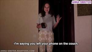 Почему мой сводный брат так часто смотрит порно? Он забыл что у меня тоже есть писька.