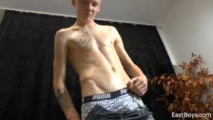 EXCLUSIVE CASTING – CUTE TEENAGE BOY