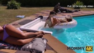 MOMMY4K. Mommy Does It Again