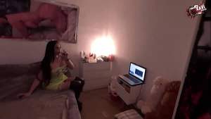 Pornostar Maryam Hot anunciada como puta en Barcelona, llamo voy y me la acabo follando con Camara