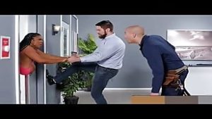 Xander Helps Maserati XXX Get Unstuck By Oiling Her Big Ass & Fucking HerlbPPe