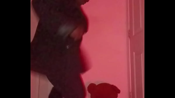 Other things I wanted to show off for free before myself choosing to blog lesser around this time such as a few more dance moves 3