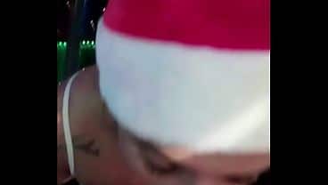 RAPIDINHAS EROTIKAXXX – Bia Fire – Mamãe Noel pagando boquete pro Diretor Gozador 19