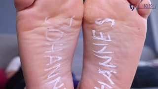 Smelly feet teasing with goddess Kasin (JOI, POV feet, stinky feet, barefoot, Russian feet, soles)