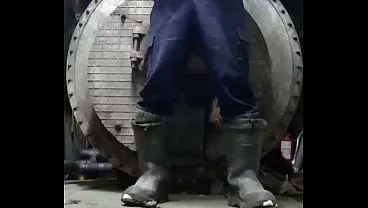 The gay man couldn’t overcome his sexual desire and started masturbating right at work!