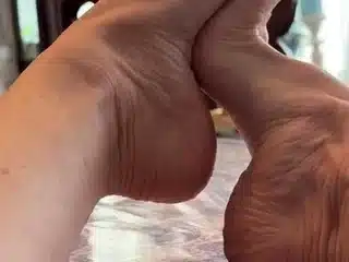 Amateur porn Gives Us Some Foot Fetish Aurora