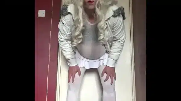 bisexual crossdresser asking for you to fuck him in public as he is not cam shy and is not ashamed of who is watching him while you do it