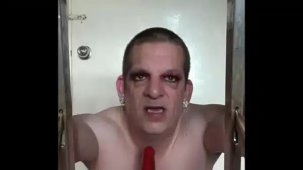 bisexual gay mark wright wants to show you guys what you are missing by you not giving him cock in his ass