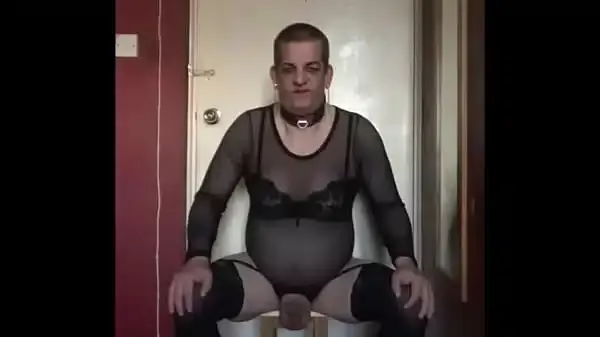 bisexual crossdresser wants to be humiliated in public while he is on his knees