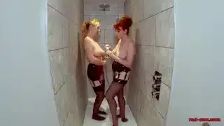 Matures Red and Lucy playing in the shower together