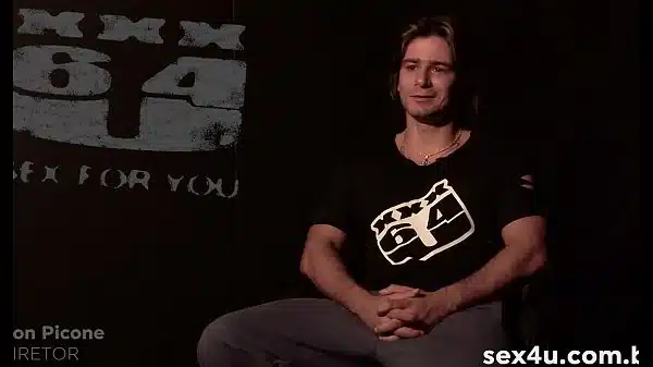 Don Picone com certeza é o diretor pornô que mais revelou talentos. Ele foi responsável por levar as mais lindas atrizes para as grandes produtoras do Brasil