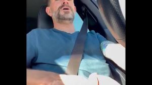 Whats up LA – Stroking in the car