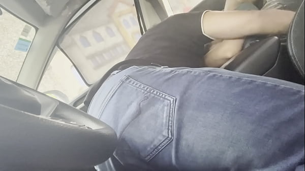 Enjoy in the car with girlfriend