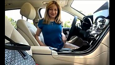 Public Purrrrrzzzz Cums Hard in Rental Car